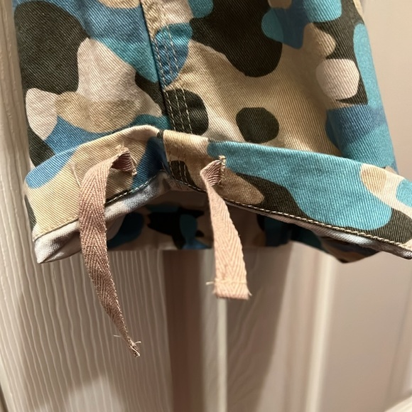 NEW wo tags, Camo Cargo pants - Picture 7 of 7